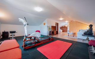 Proprietate de lux în Ghimbav, la doar 10 minute de Brașov - Poză 26