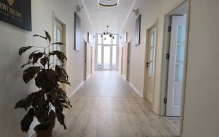 CENTRU HOTEL GRAND(COD03)- Cladire de birouri emblematica ! - Poză 14