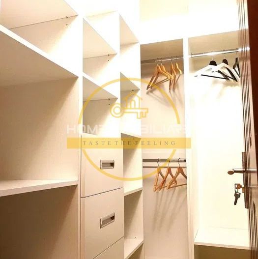 Apartament cu 3 camere / 72 mp / in zona Podu Ros- 1001 Articole - Poză 4