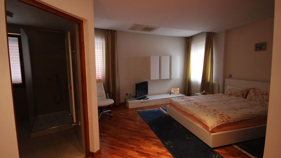 Casa pretabila birouri, camin de batrani - Poză 58