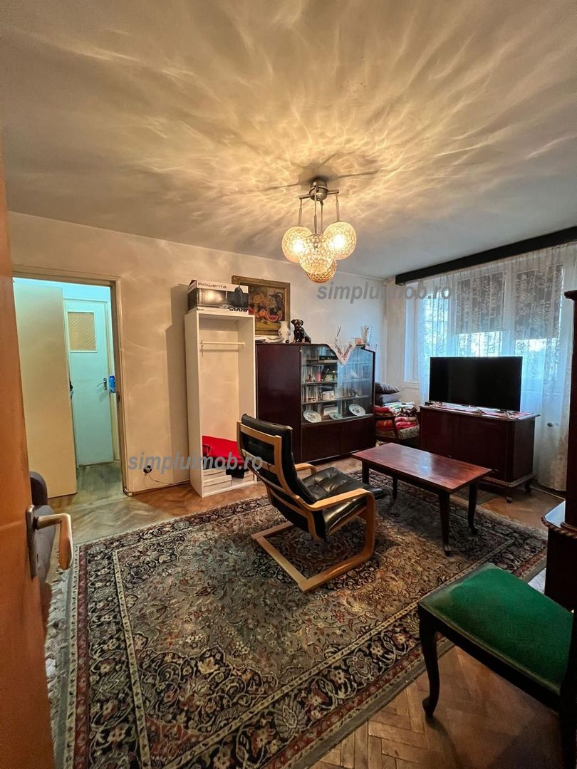 2 camere metrou Dristor etaj 4 din 10 se accepta credit - Poză 2