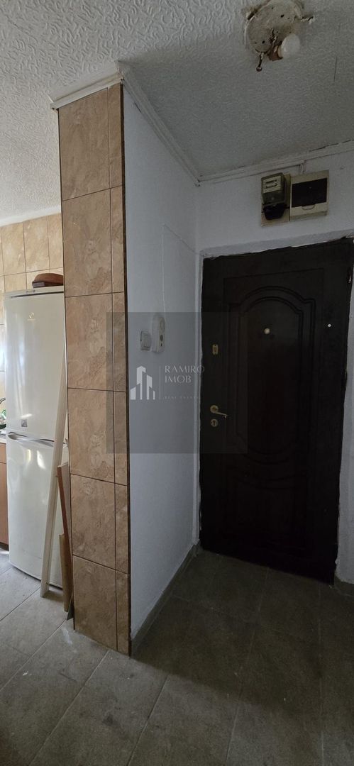 Apartament 2 camere  Bd C-tin Brancoveanu - Poză 3