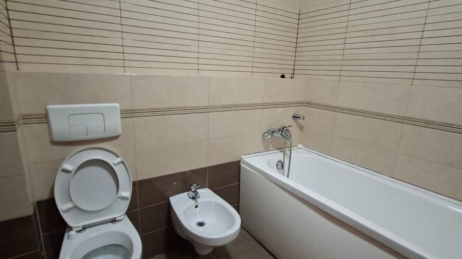Spațios 4 camere, zona Braytim - Poză 41