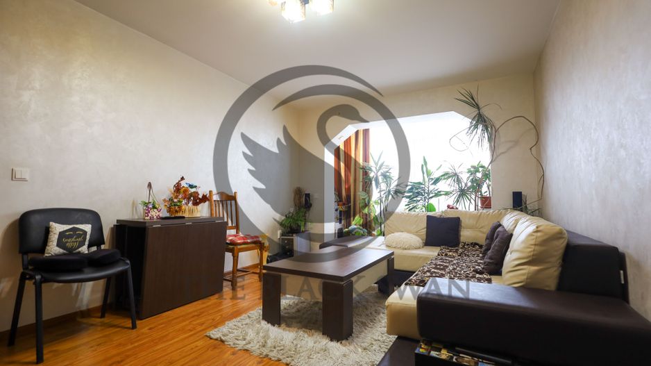 Apartament cu 3 camere de vanzare | Vest, Ploiesti | Comision 0% - Poză 1