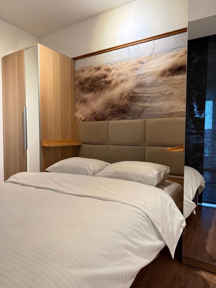 Garsoniera spatioasa, aproape de aeroport - Poză 1