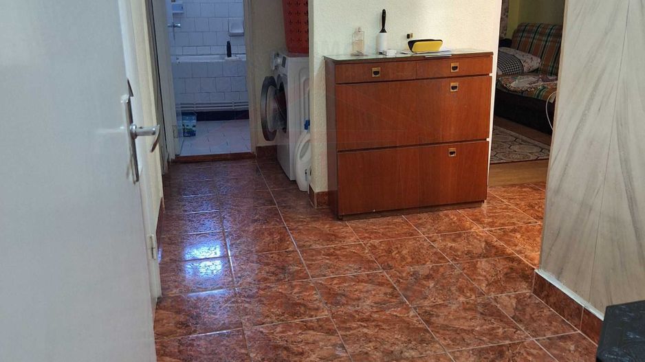 74.900 euro, 3 camere, Centru, etaj 3/4 - Poză 9