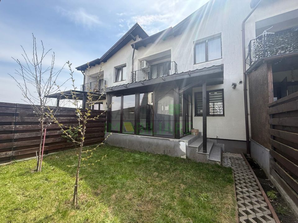 Casă Înșiruită Hărman 4 Camere, Curte Teren 225 mp - Poză 2