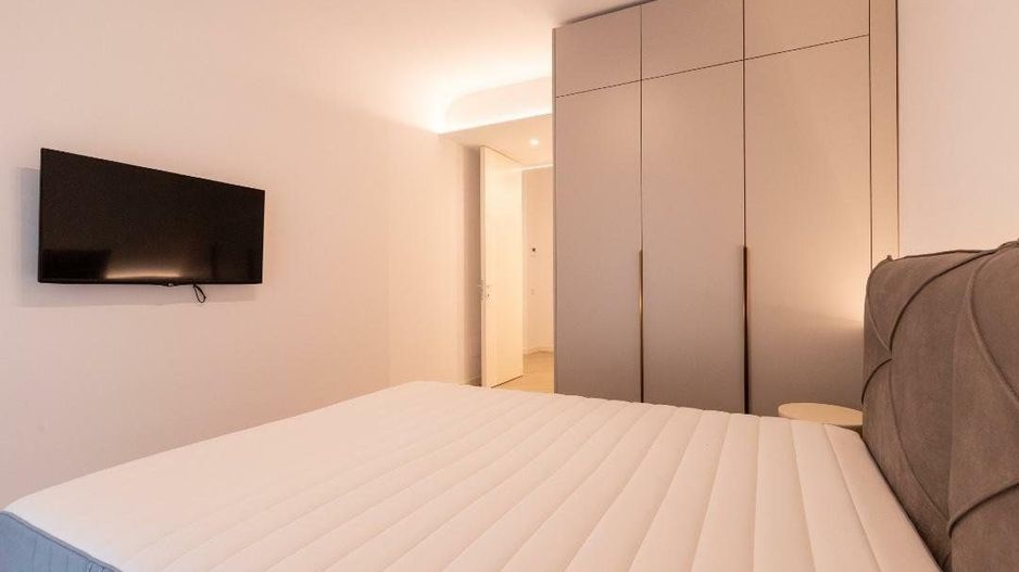 APARTAMENT 3 CAMERE SUPERB DE INCHIRIAT I PARCARE INCLUSA I CORTINA NORTH - Poză 8