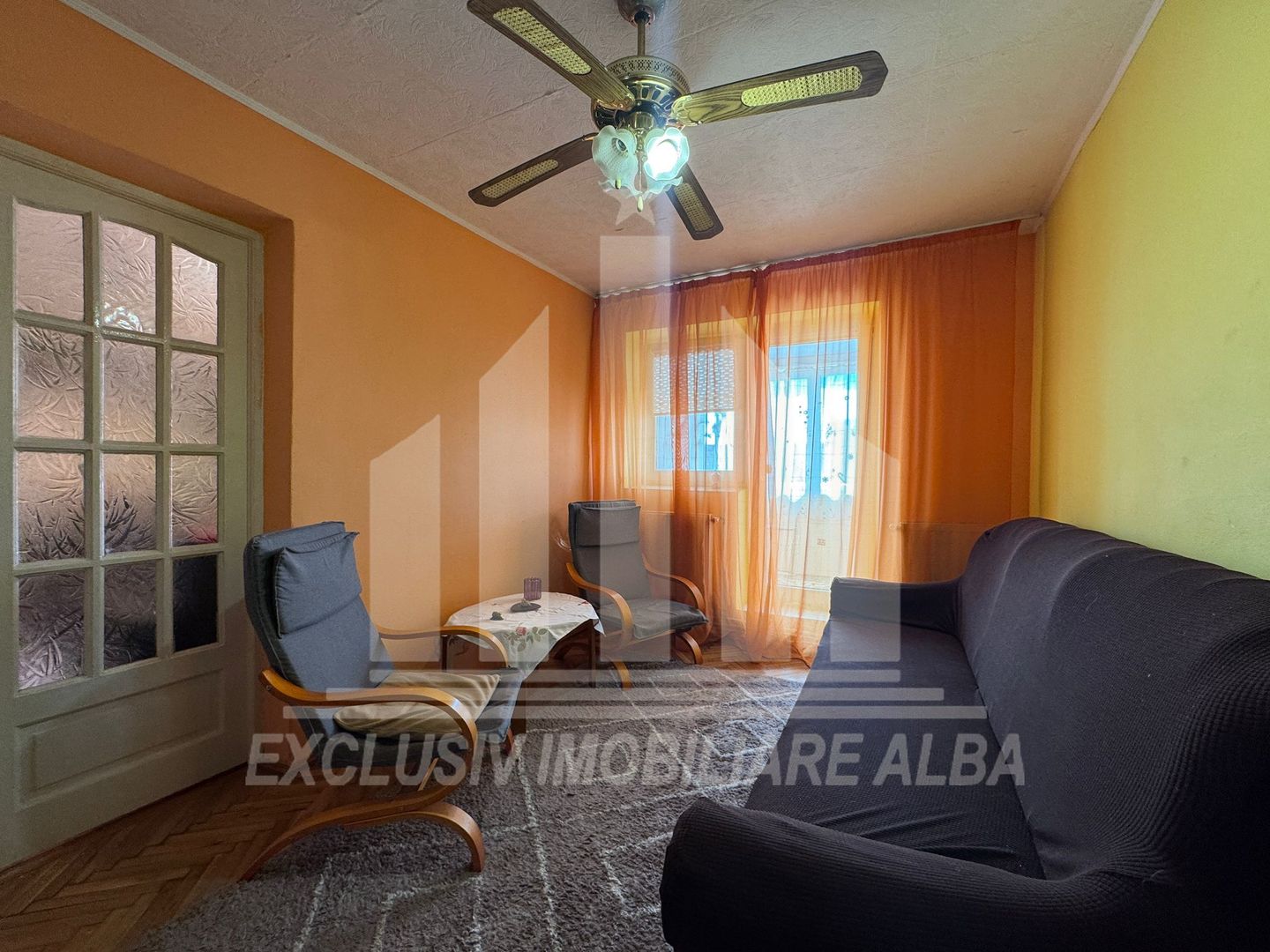 Apartament cu 3 camere decomandate de inchiriat, Cetate - Poză 2