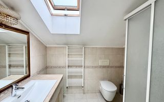 Vila lux cu 1000 mp teren pe Erou Iancu Nicolae langa Jolie Ville - Poză 34