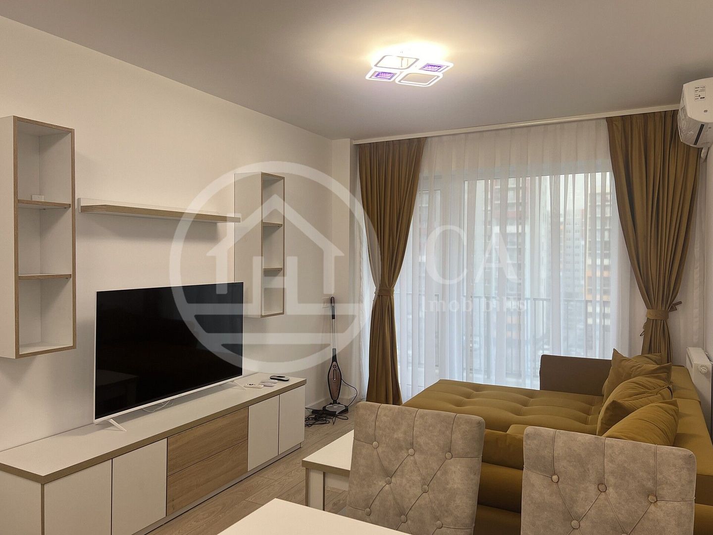 Apartament cu 3 camere de inchiriat in Prima Onestilor Oradea - Poză 1