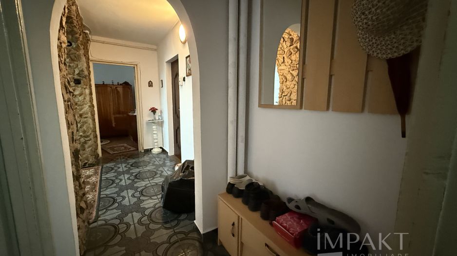 Apartament 2 Camere decomandate, etaj intermediar, zona Primaverii - Poză 6