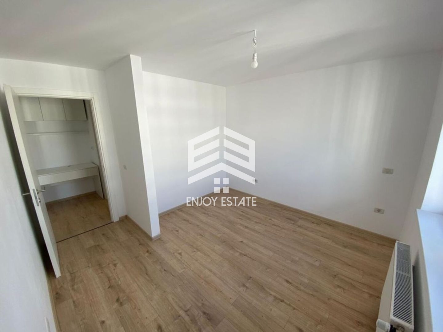 Apartament open space, etaj superior, boxa inclusa - Poză 3