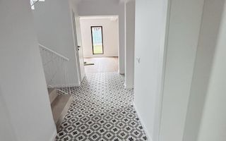 Casă premium complet utilata 5 camere 3 bai teren 427 mp în Cisnădie - Poză 4
