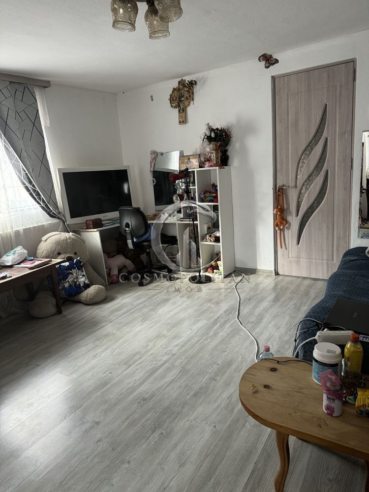 Casa cu 5 camere in zona D. Filipescu Posta teren 400mp Pret: 110.000 neg. - Poză 6