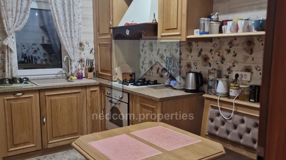 Vanzare Apartament lux de 3 camere in zona Jiului - Poză 6