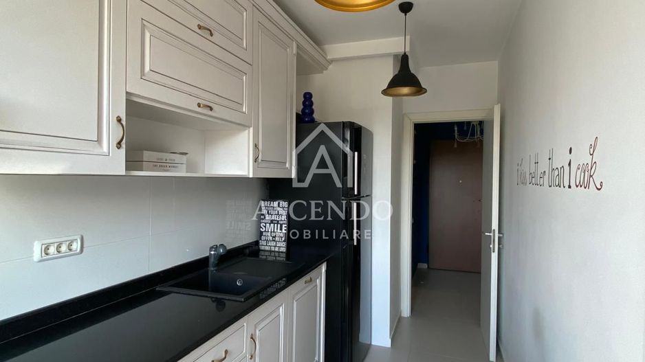 Apartament 3 camere, 2 bai premium mobilat lux , cu parcare inclusă - Poză 7