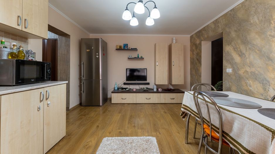 Apartament 2 camere, parter, Podgoria - Poză 1