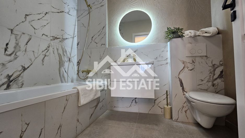Penthouse Sibiu terasa mare vedere panoramica - Poză 12