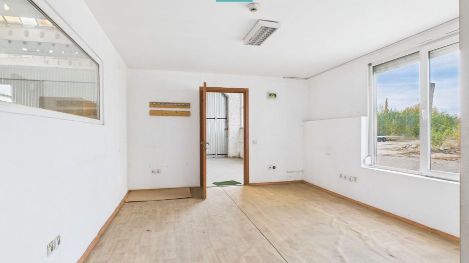 Hală de 218 mp pentru depozitare sau producție - Poză 4