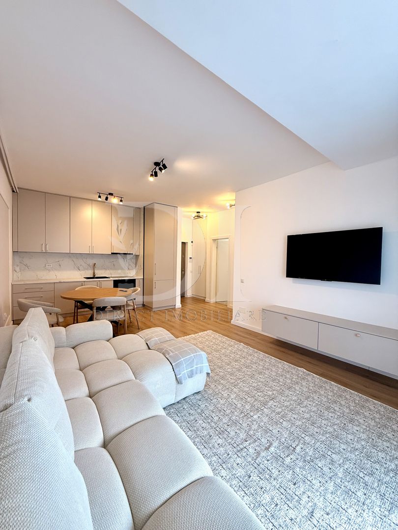 Apartament la cheie /etaj intermediar / Zona Eroilor - Poză 2