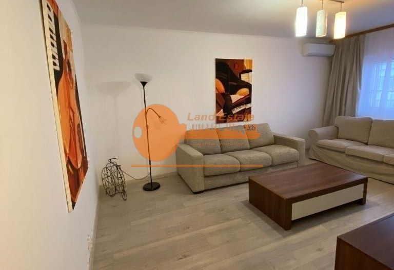 2 camere Aviatieie - Poză 5