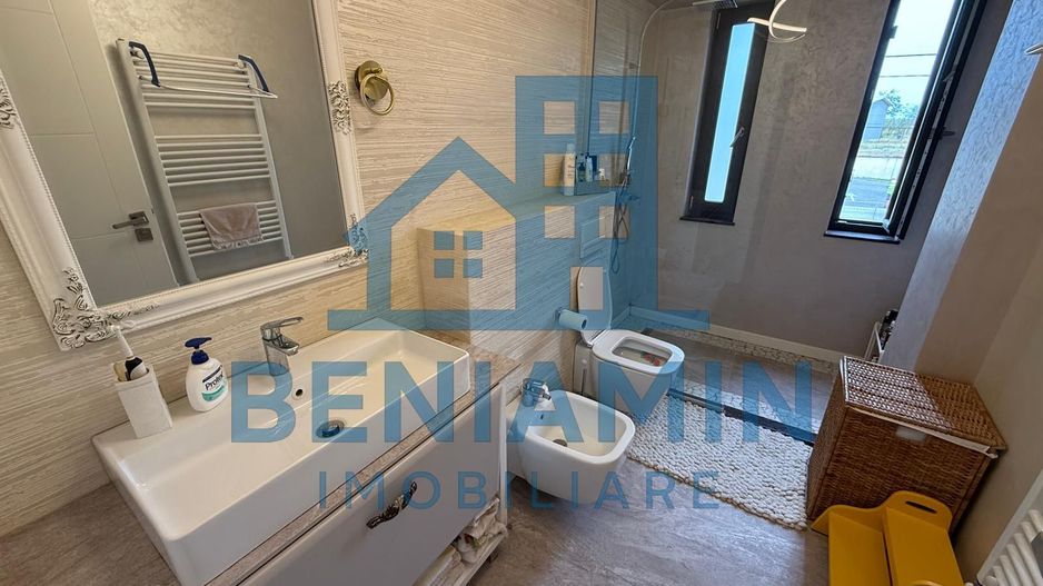 Vila ultramoderna Consul cu piscina si design impresionant - Poză 19