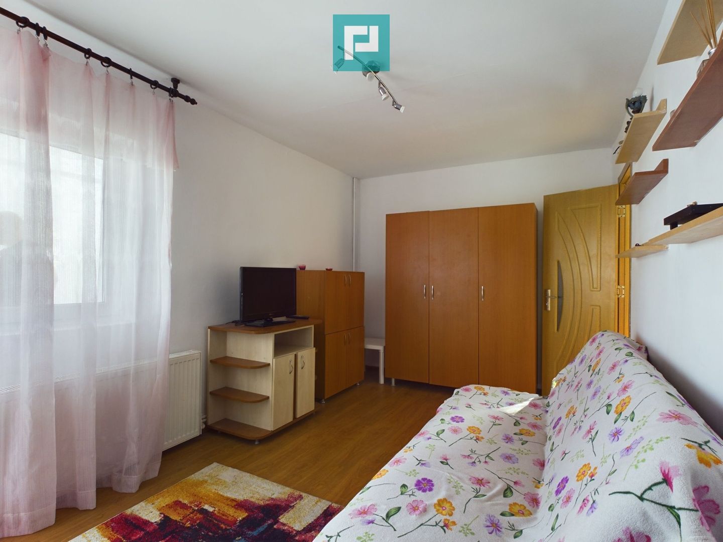 Apartament cu 1 cameră lângă universitate - Poză 1