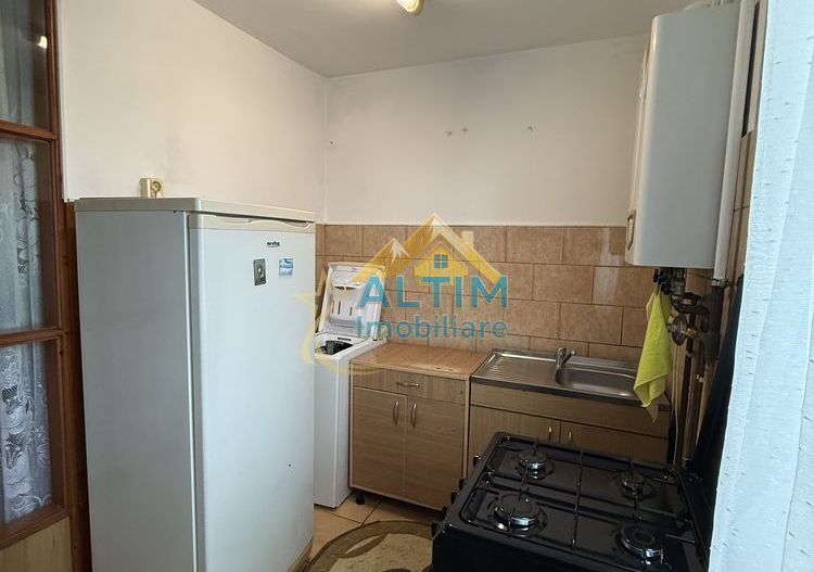 Garsonieră complet mobilată, cartier Tractorul - Poză 6