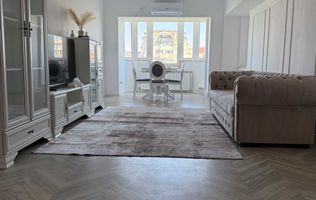 Închiriez apartament 3 camere, Unirii, renovat, centrală proprie