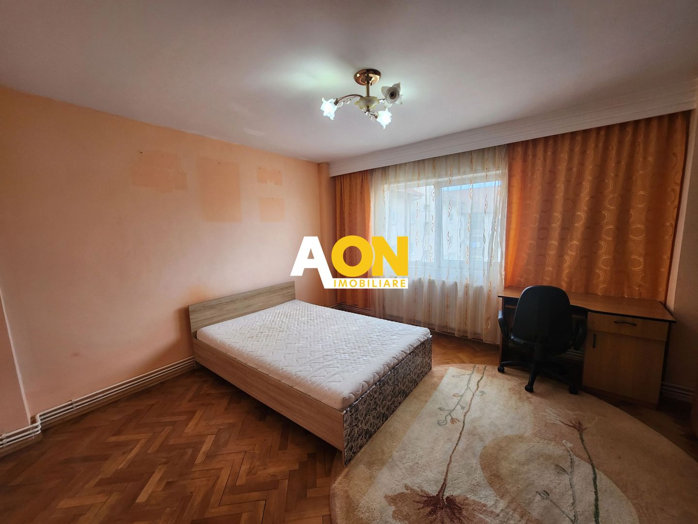 De inchiriat apartament 2 camere, etaj intermediar, zona Sub Stadion - Poză 4