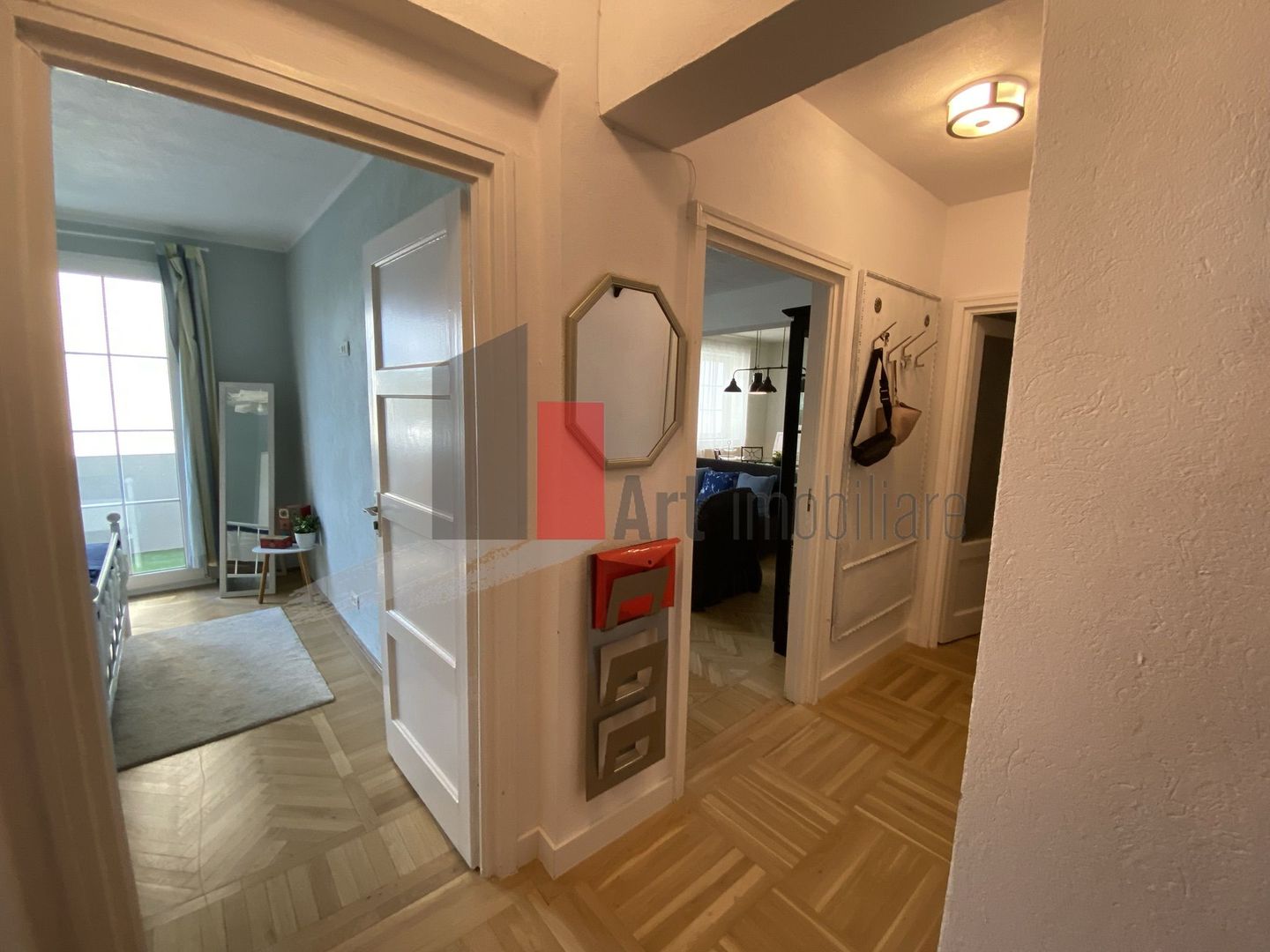 Apartament deosebit 2+1 camere complet renovat - Natiunile Unite - Poză 7