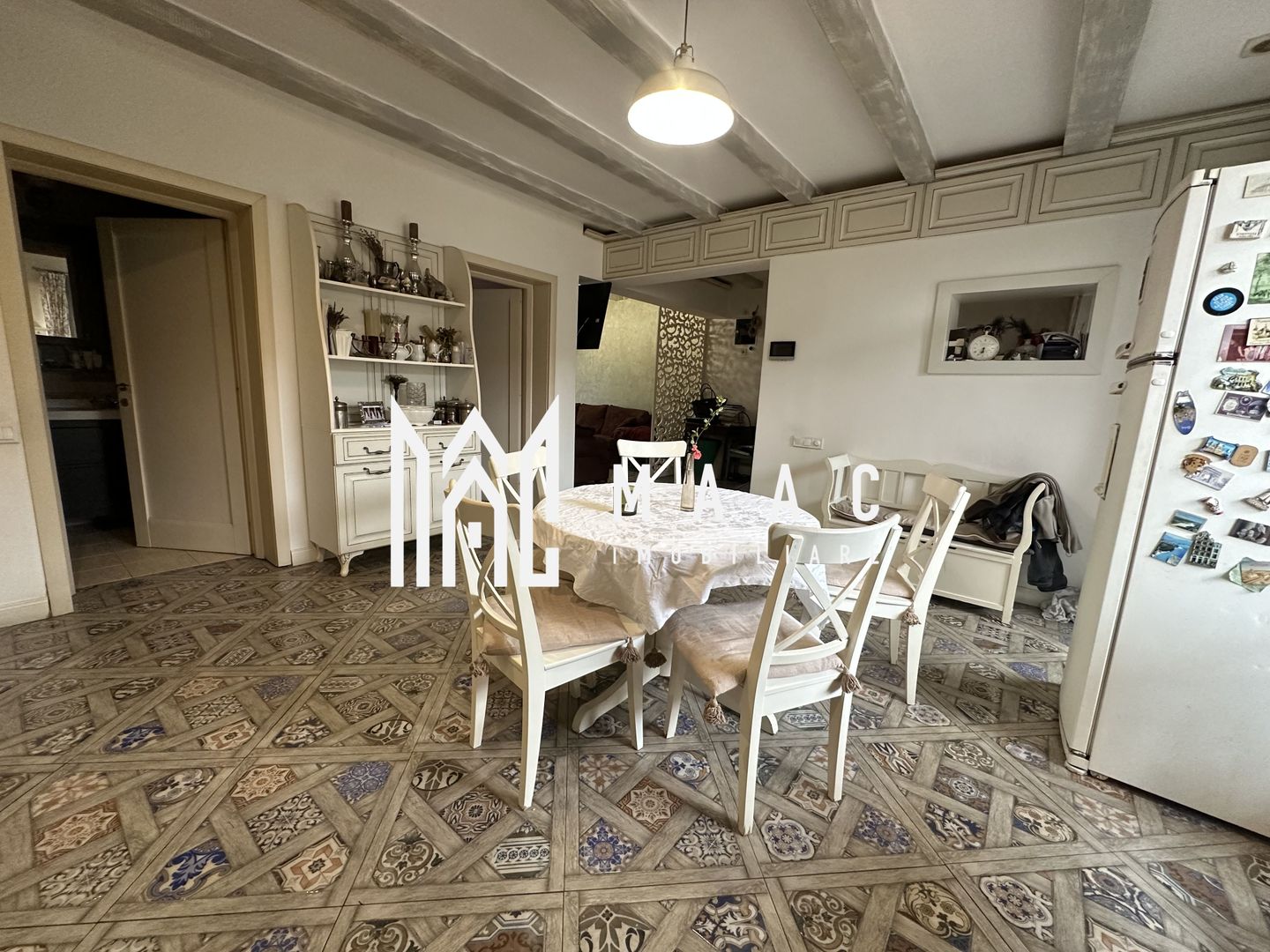 Apartament La Casă | 4 Camere | 120 MPU | Bulevardul Victoriei - Poză 3