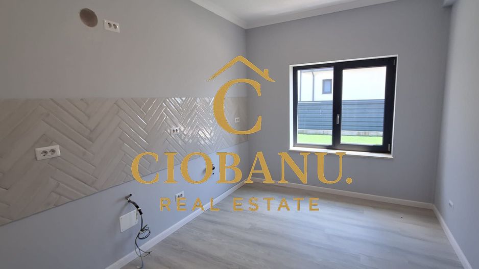 Vila moderna/premium de vanzare zona Selgross - Poză 9