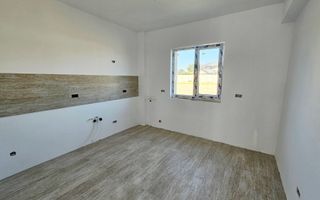 Vila deosebita la iesire din comuna Berceni - Poză 7