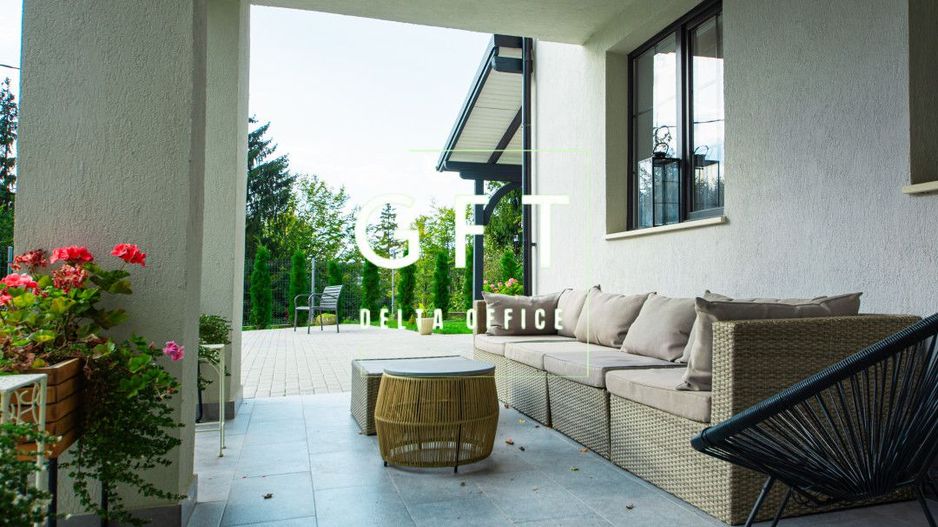 Pensiune Moderna 200 mp-teren 1000 mp-foisor-terasa-balcoane-Colibita - Poză 7