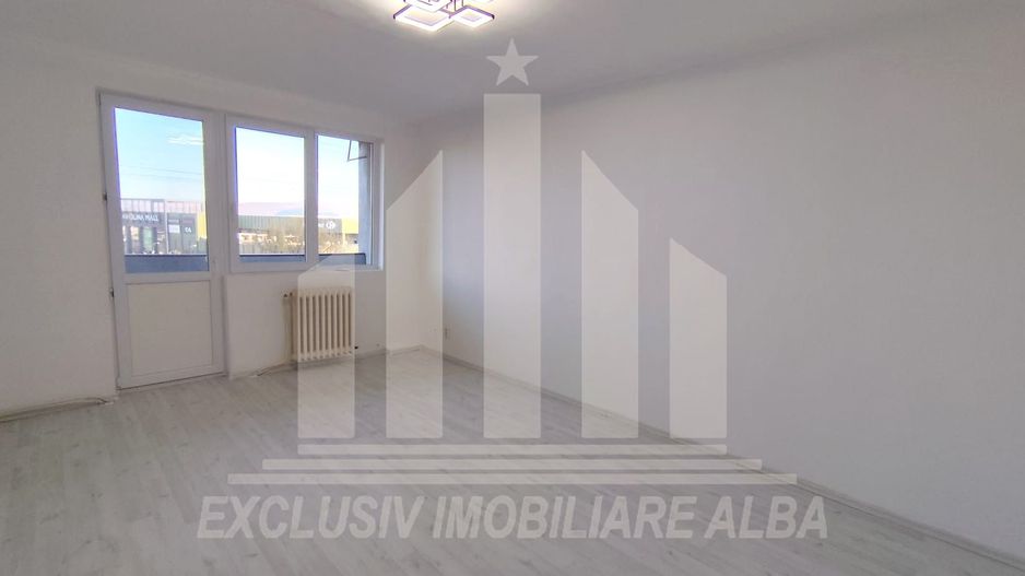 Apartament cu 2 camere decomandate, Ampoi 1 - Poză 1