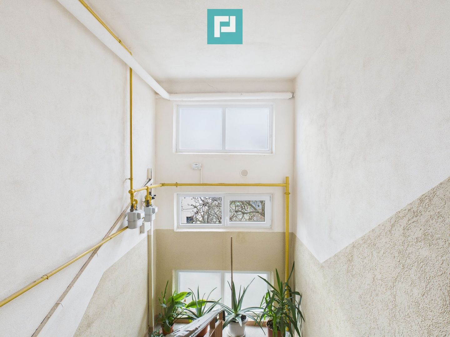 Apartament cu 3 camere complet mobilat și utilat - Poză 15