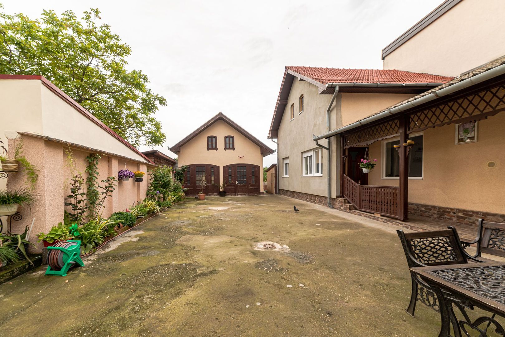 REZERVAT!  Preț fix redus!Casă multifamilială zona Pârneava - Poză 16