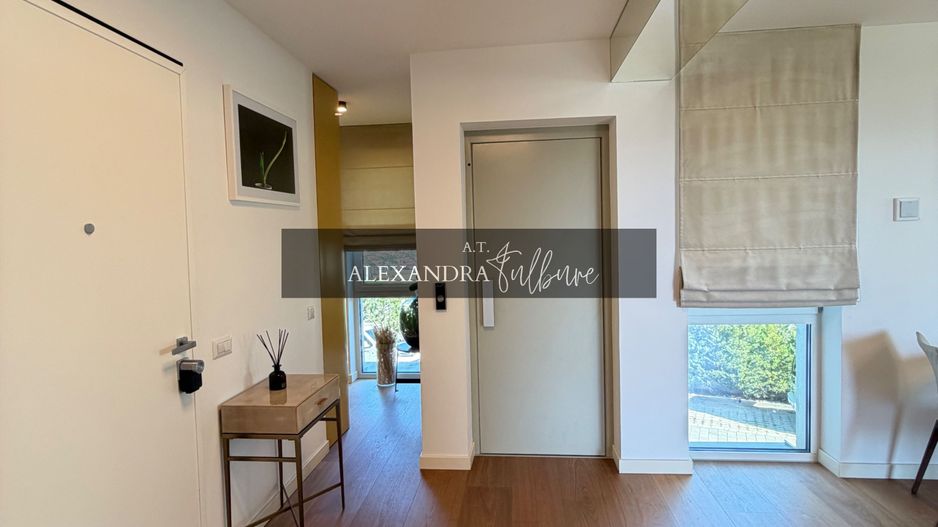 Apartament PREMIUM cu curte, terasă și lift cu acces direct în living - Poză 19