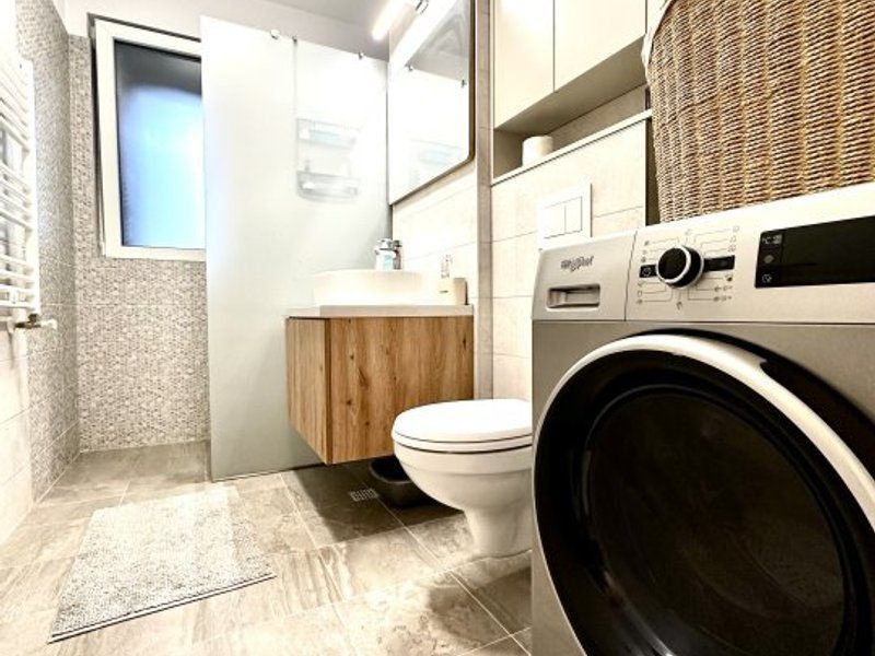 Apartament primitor, prima închiriere, cu parcare subterana, Aradulului-Iris - Poză 17