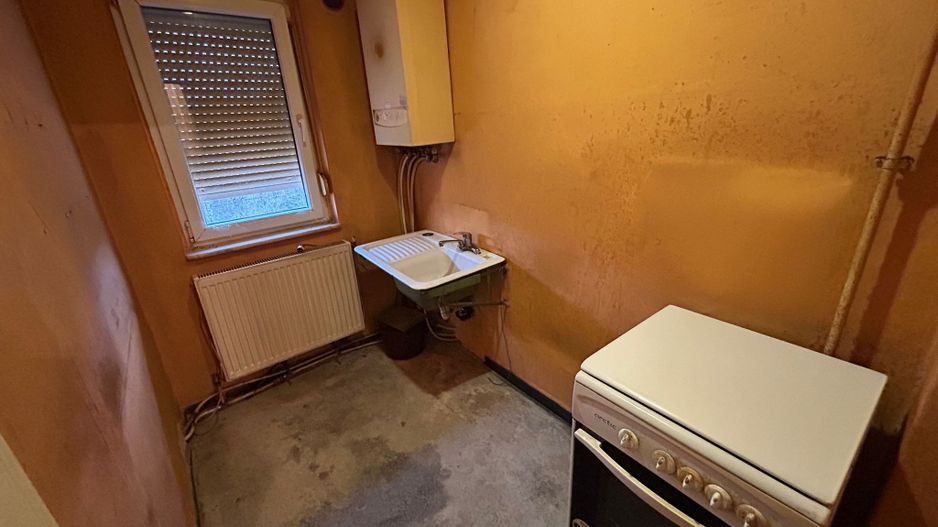 Apartament 3 camere, 47mp  - Cugir - Poză 4