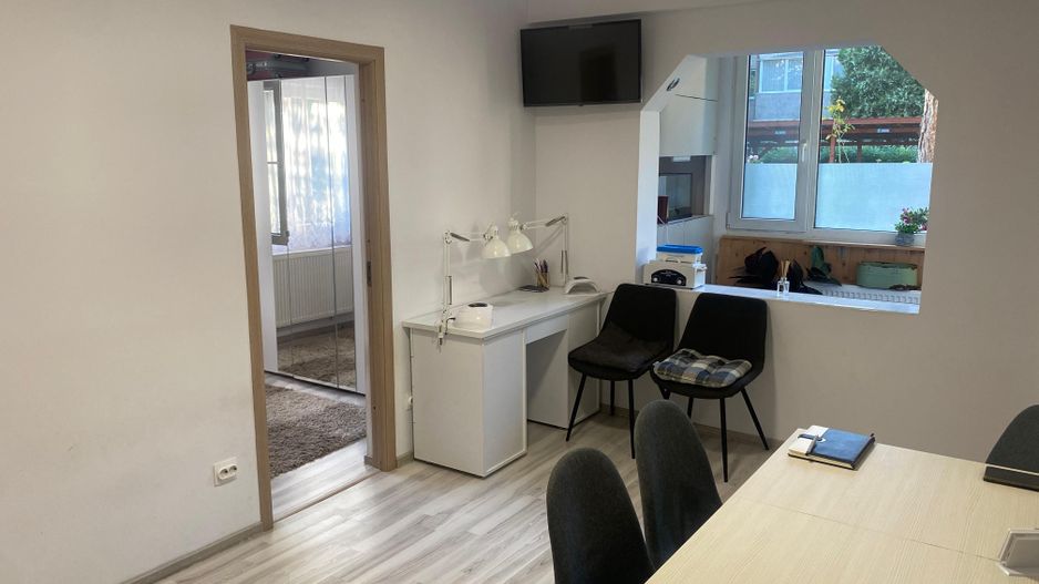 APARTAMENT CU 2 CAMERE ZONA MURESENI RECENT RENOVAT - Poză 1