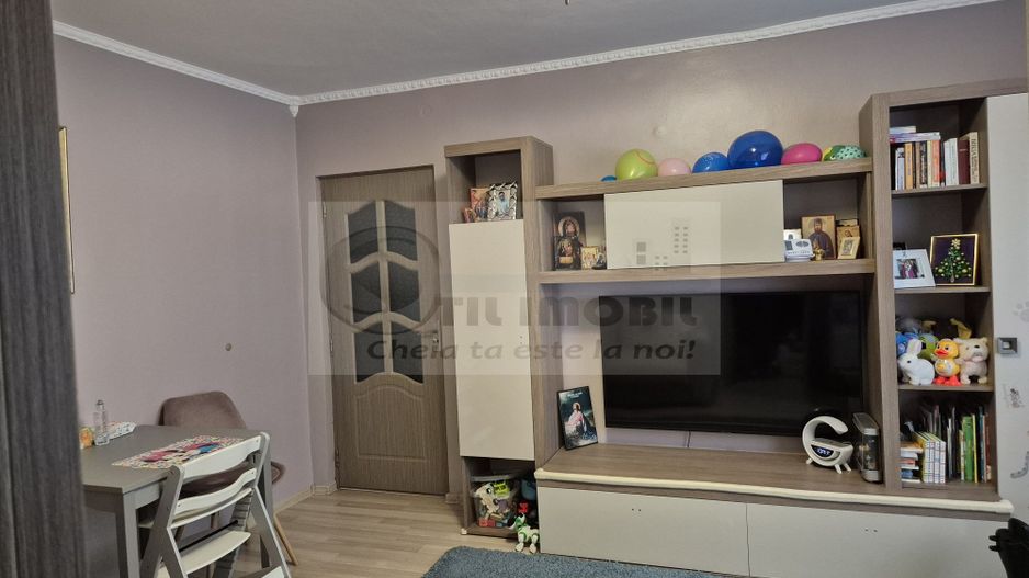 Apartament 2 camere, 80.000 Euro,Zona Alexandru cel bun - Poză 3