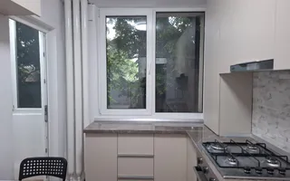 URGENT!, renovat complet, vedere spate, mobilat/utilat modern, liber - Poză 11