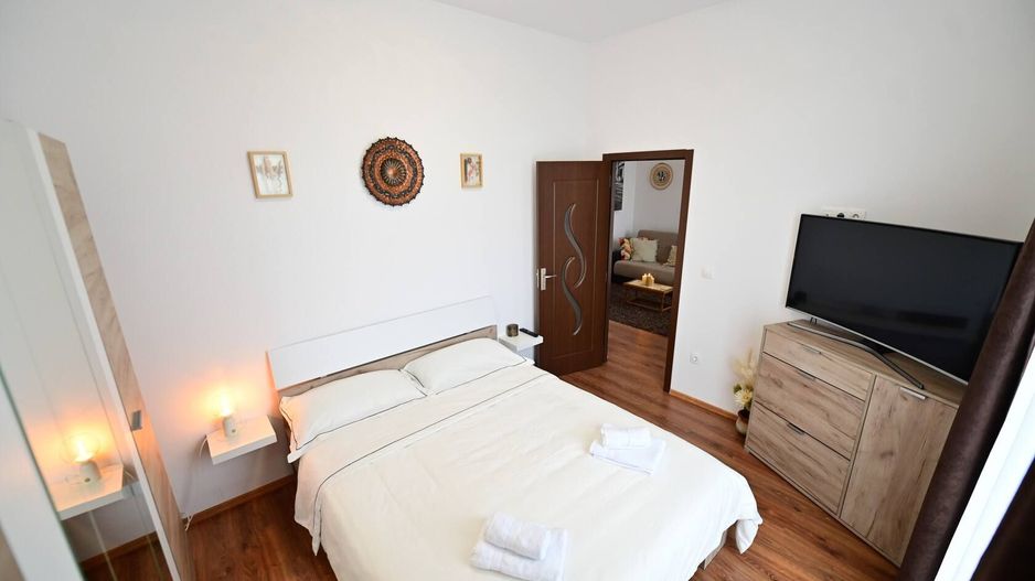 Apartament 2 camere - Henri Coandă  + terasă 40 mp - Poză 12
