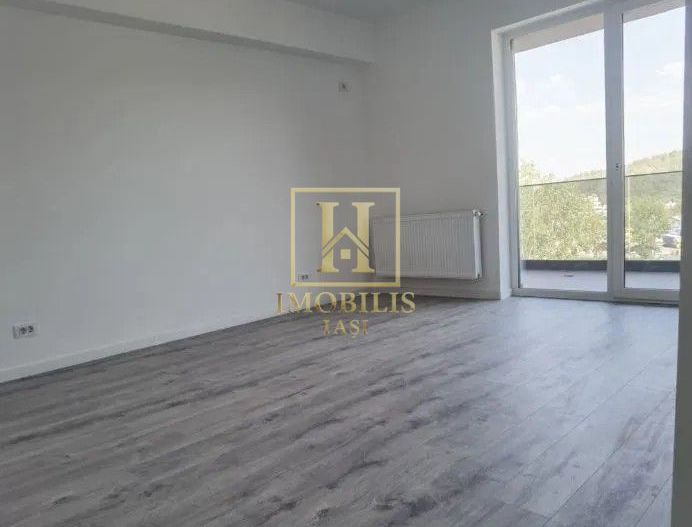 INTABULAT! Apartament 3 camere decomandat 88 mp Poitiers 154000 euro - Poză 2