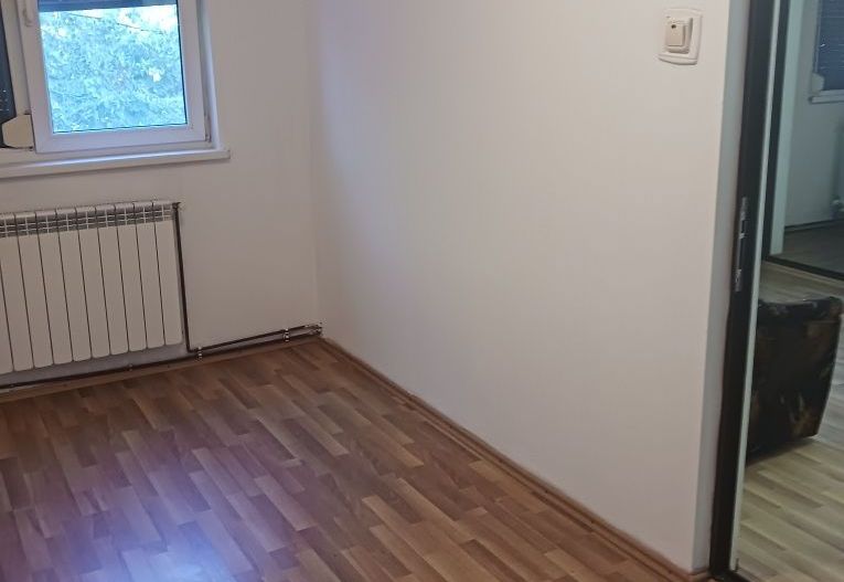 3 camere, Micro 13B,  etaj 4, bloc cu acoperis - Poză 4