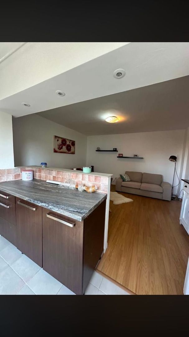Apartament de vanzare - Poză 2