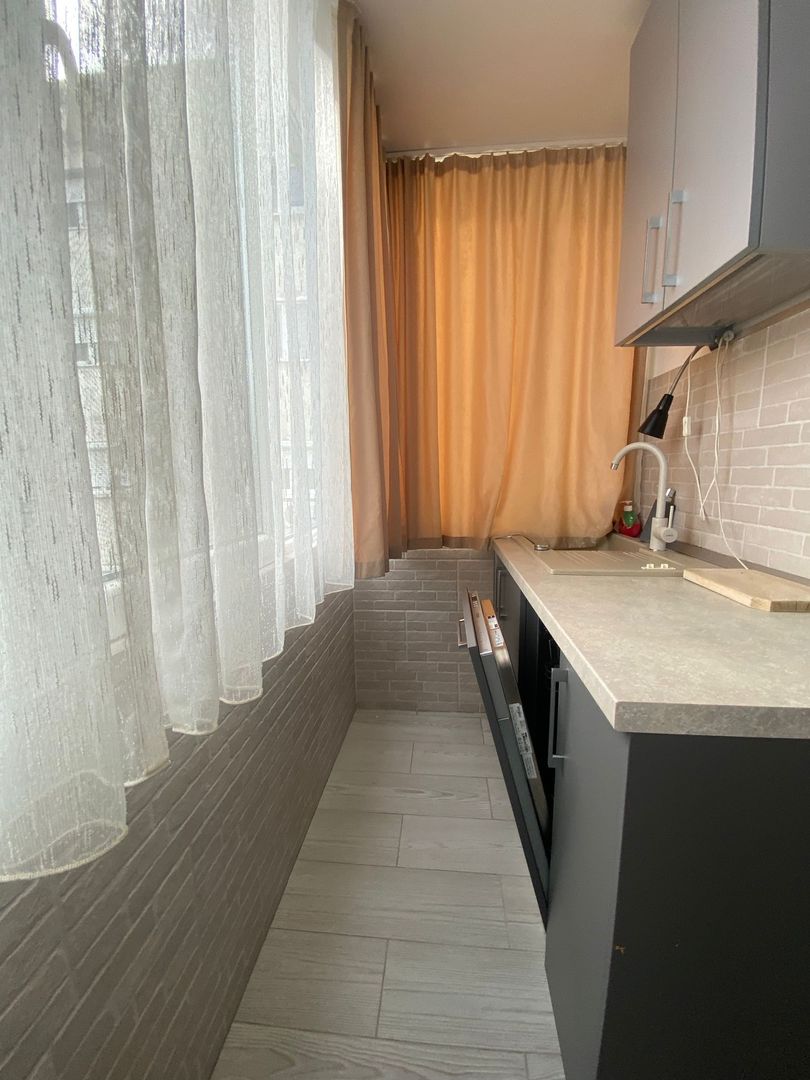 Apartament 3 camere de inchiriat in zona Rogerius, Oradea - Poză 5